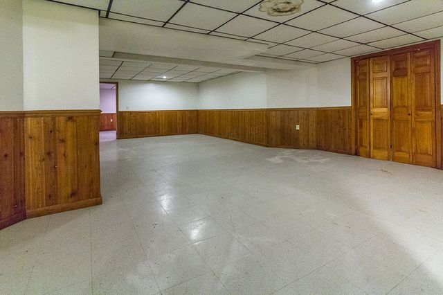 1901 East Burville Road Crete, IL 60417 - Photo 24 of 39 a view of an empty room