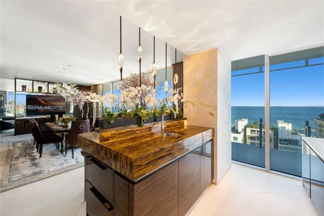 $15,000,000 | 120 Ocean Drive, Unit 1400, Miami Beach, FL 33139