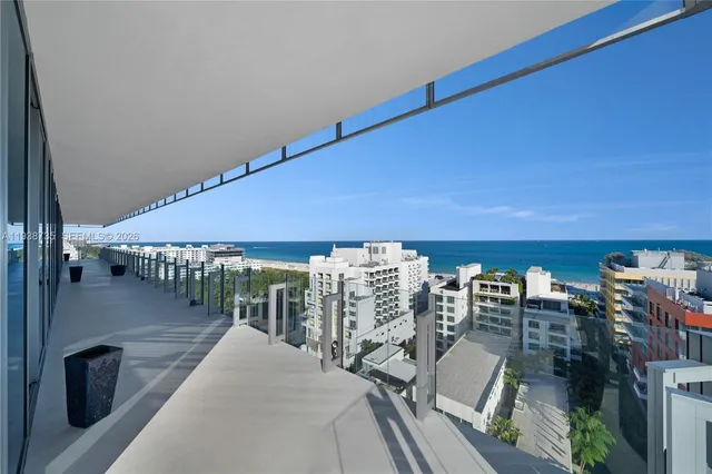 $15,000,000 | 120 Ocean Drive, Unit 1400, Miami Beach, FL 33139