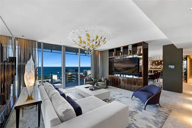 $15,000,000 | 120 Ocean Drive, Unit 1400, Miami Beach, FL 33139