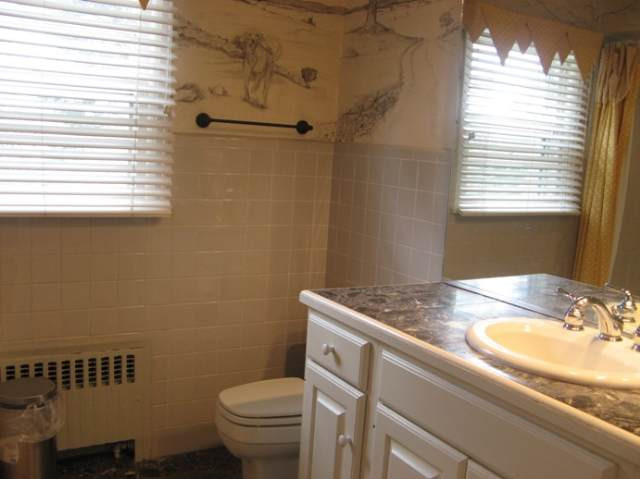 8 Reddy Lane Colonie, NY 12211 - Photo 11 of 12 Photo 11