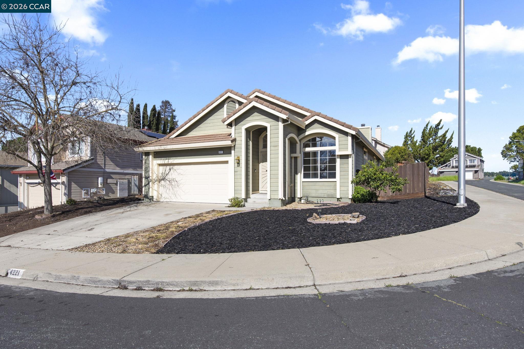 4221 Merced Circle Antioch, CA 94531 - Photo 2 of 50