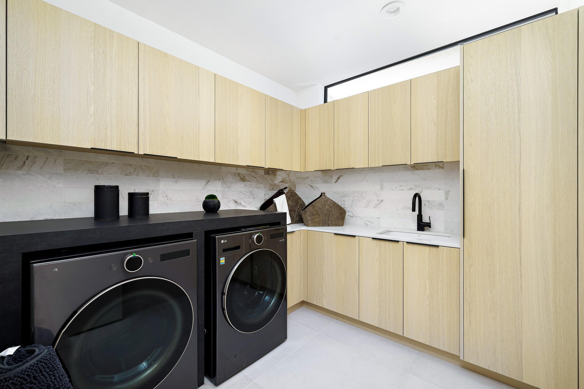 70345 Pecos Road Rancho Mirage, CA 92270 - Photo 61 of 72 a utility room with sink dryer and washer
