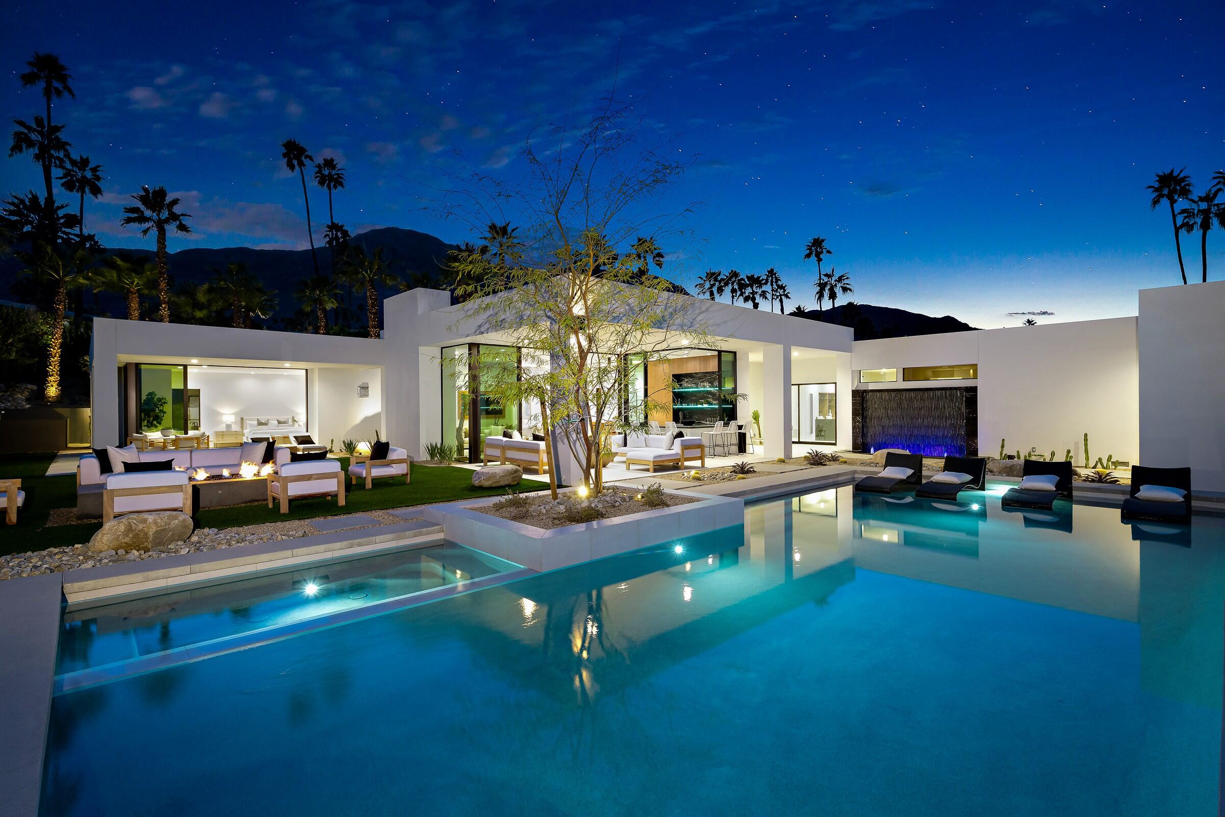 70345 Pecos Road Rancho Mirage, CA 92270 - Photo 64 of 72 a view of a house with backyard porch and sitting area