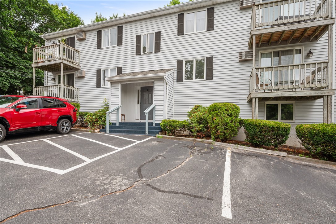 2 Angle Street, Unit 5 Lincoln, RI 02838 - Photo 2 of 22 Gallery Image 2