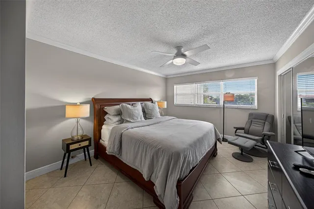 $3,300 | 3180 Northeast 48th Court, Unit 412, Lighthouse Point, FL 33064