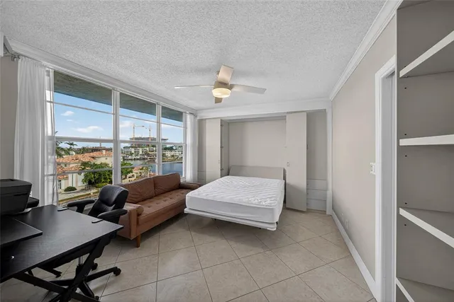 $3,300 | 3180 Northeast 48th Court, Unit 412, Lighthouse Point, FL 33064