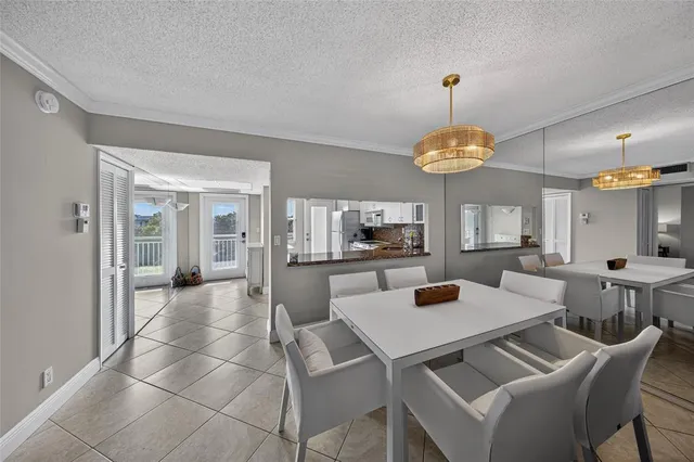 $3,300 | 3180 Northeast 48th Court, Unit 412, Lighthouse Point, FL 33064