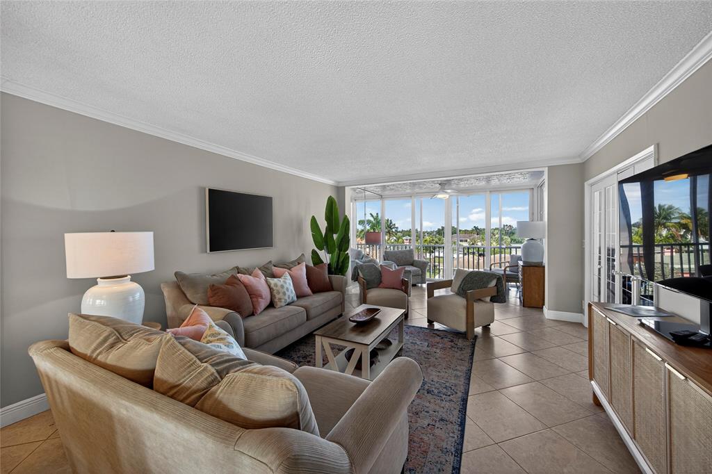 3180 Northeast 48th Court, Unit 412 Lighthouse Point, FL 33064 - Photo 8 of 41