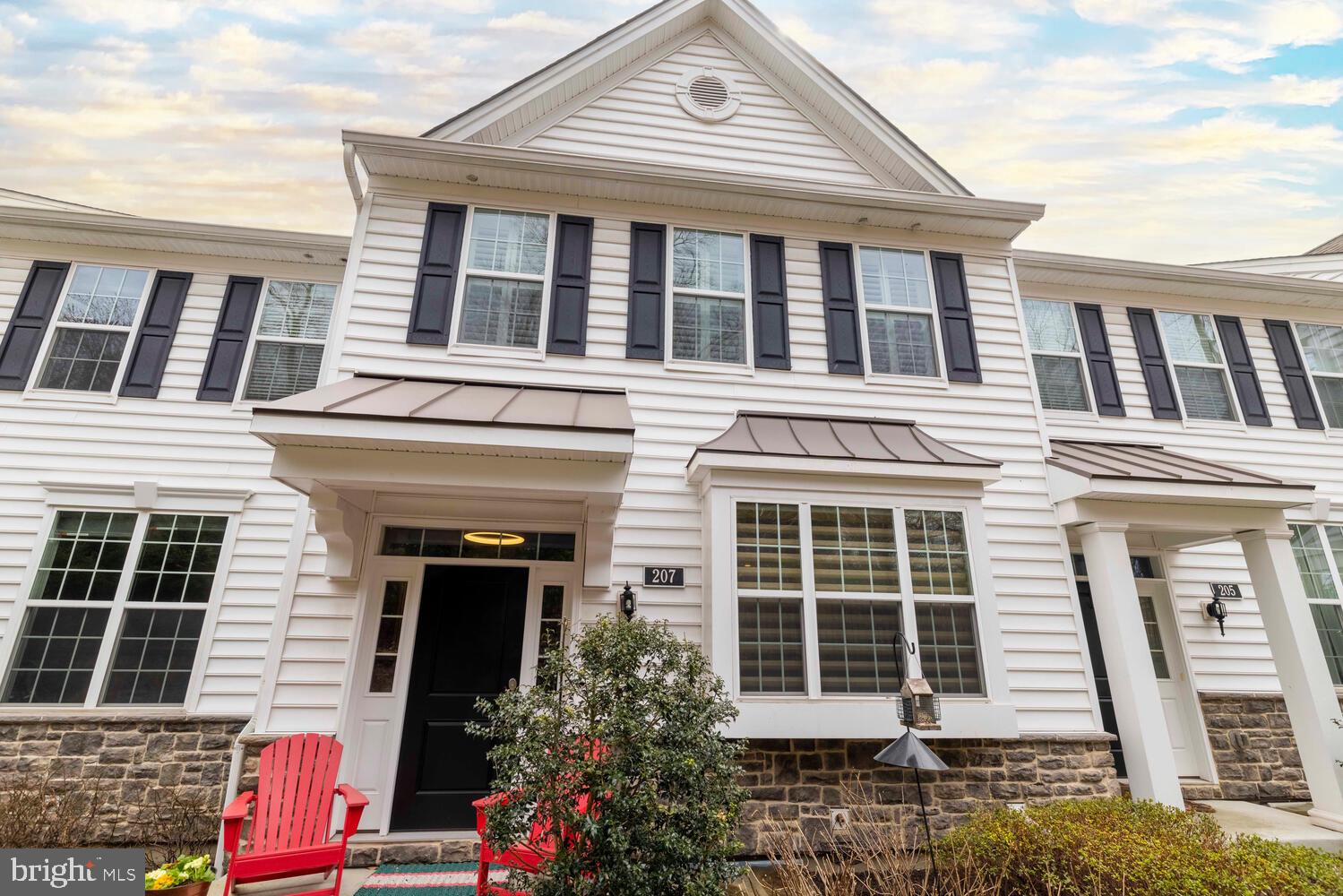 207 Avian Alley Springfield, PA 19064 - Photo 3 of 41