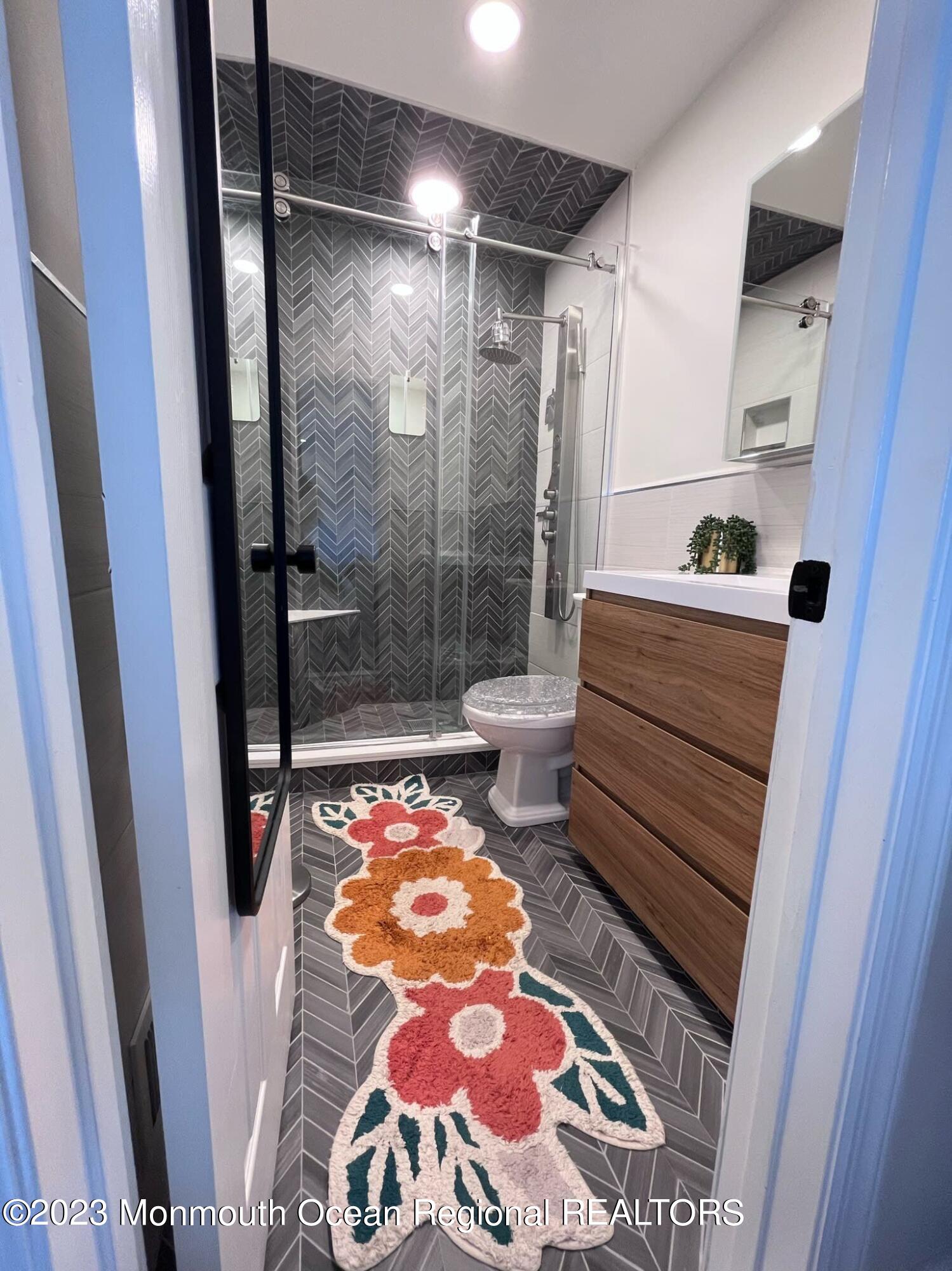 25 Long Road Freehold, NJ 07728 - Photo 21 of 33 Image 21