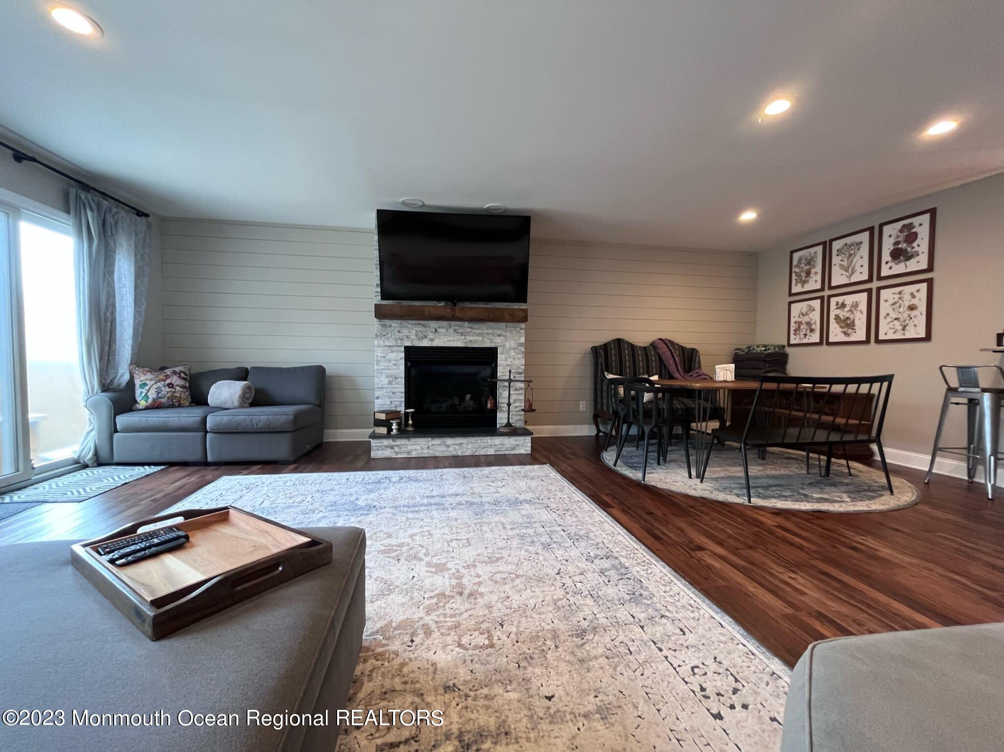 25 Long Road Freehold, NJ 07728 - Photo 3 of 33 Image 03