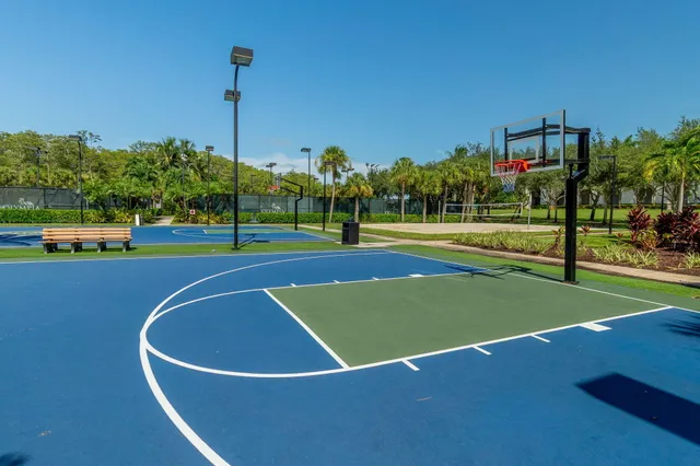 $595,000 | 9672 Wyeth Court, Wellington, FL 33414