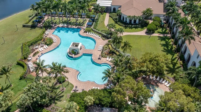 $595,000 | 9672 Wyeth Court, Wellington, FL 33414