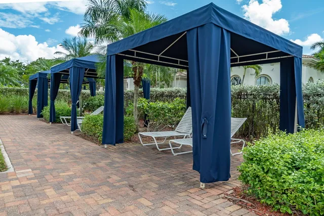$595,000 | 9672 Wyeth Court, Wellington, FL 33414