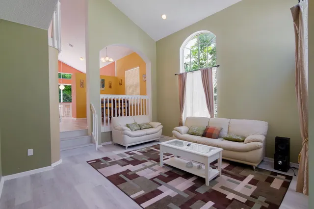 $595,000 | 9672 Wyeth Court, Wellington, FL 33414