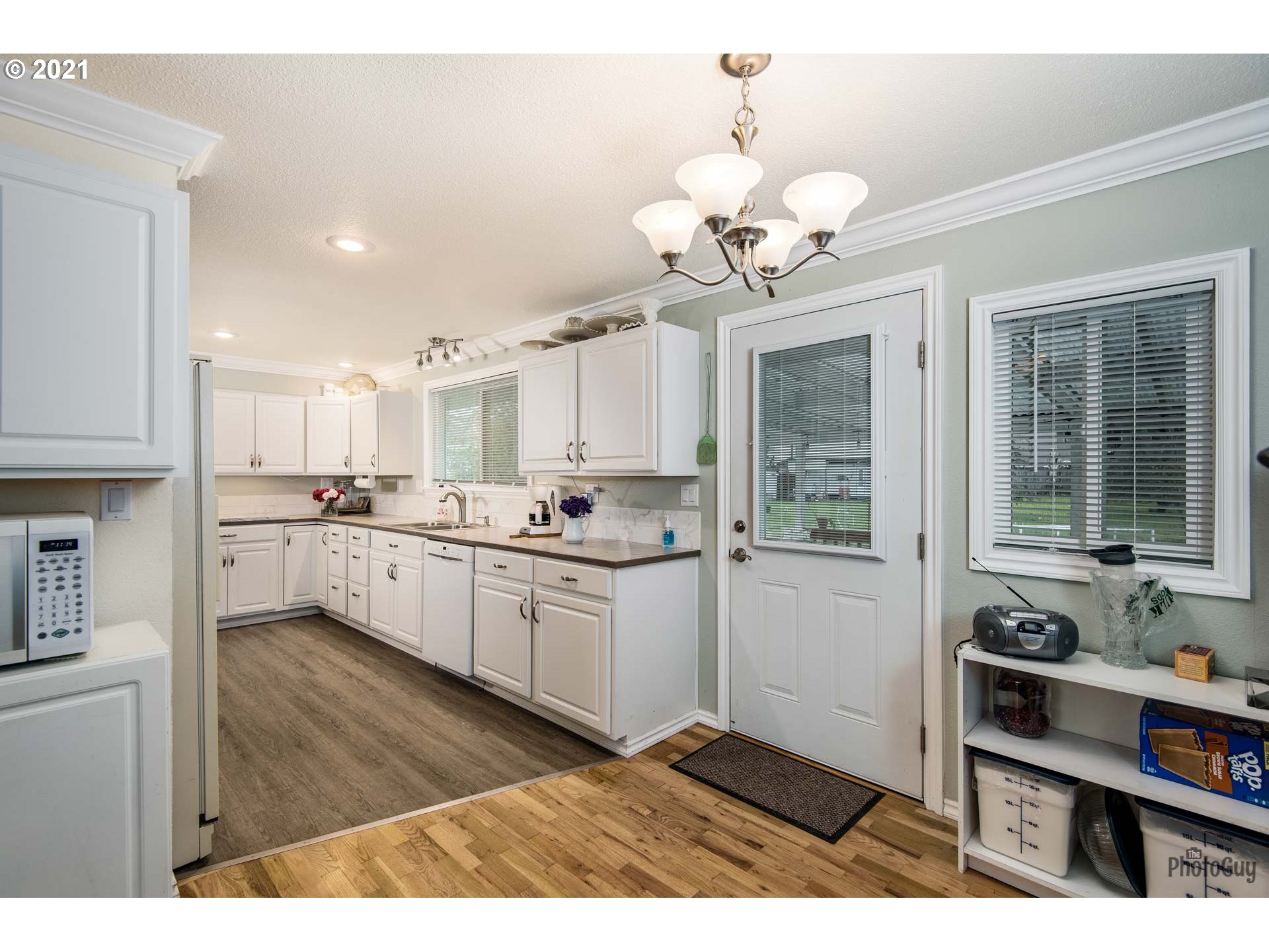 349 South 47th Street Springfield, OR 97478 - Photo 11 of 30