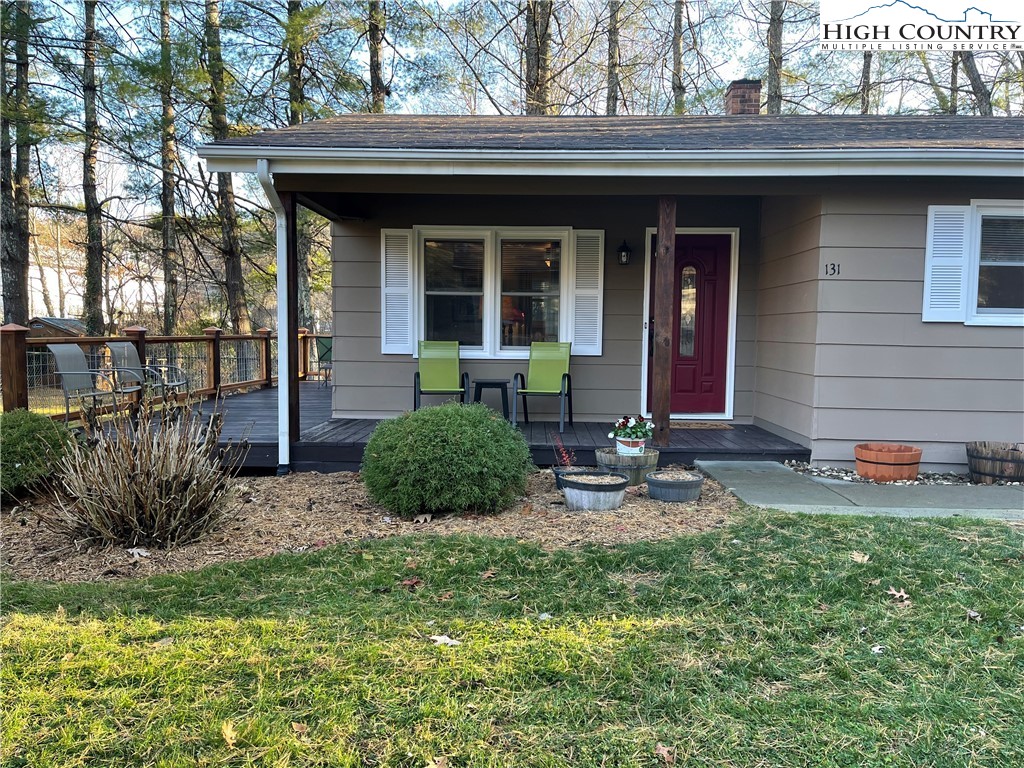 131 Maple Drive Boone, NC 28607 - Photo 4 of 30 Gallery Image 4