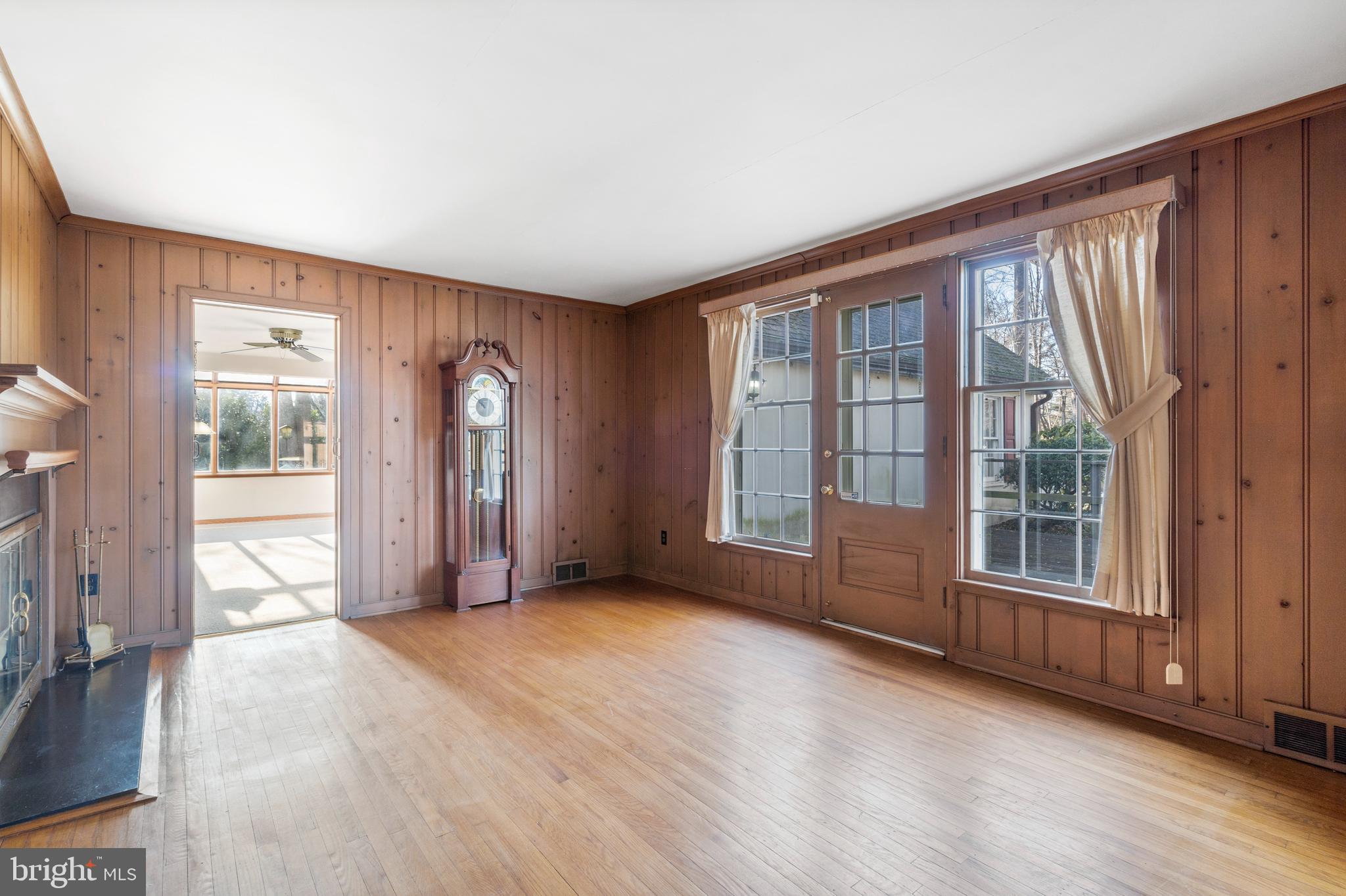 13 Kynlyn Road Wayne, PA 19087 - Photo 14 of 31 Family Room
