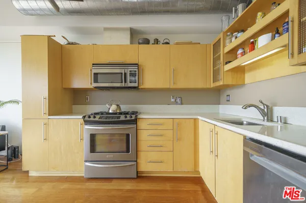 $2,875 | 1100 South Hope Street, Unit 1407, Los Angeles, CA 90015