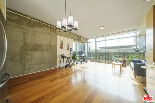$2,875 | 1100 South Hope Street, Unit 1407, Los Angeles, CA 90015
