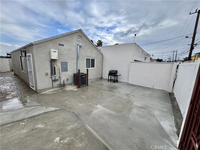 $1,975 | 3616 West 59th Street, Los Angeles, CA 90043