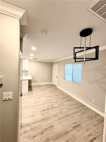 $1,975 | 3616 West 59th Street, Los Angeles, CA 90043