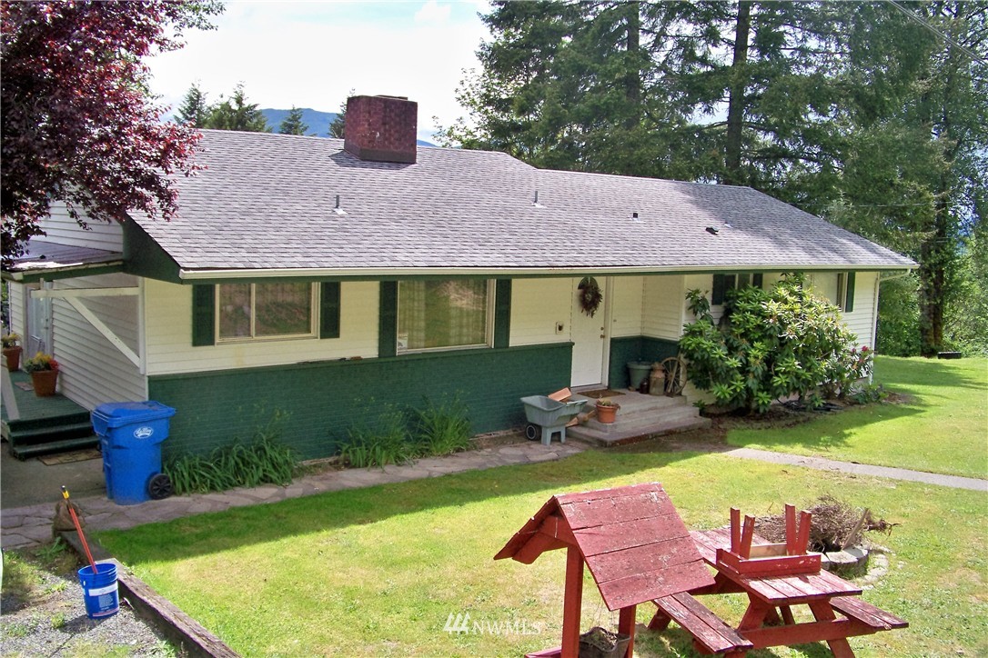 167 Boyd Road Randle, WA 98377 - Photo 3 of 23