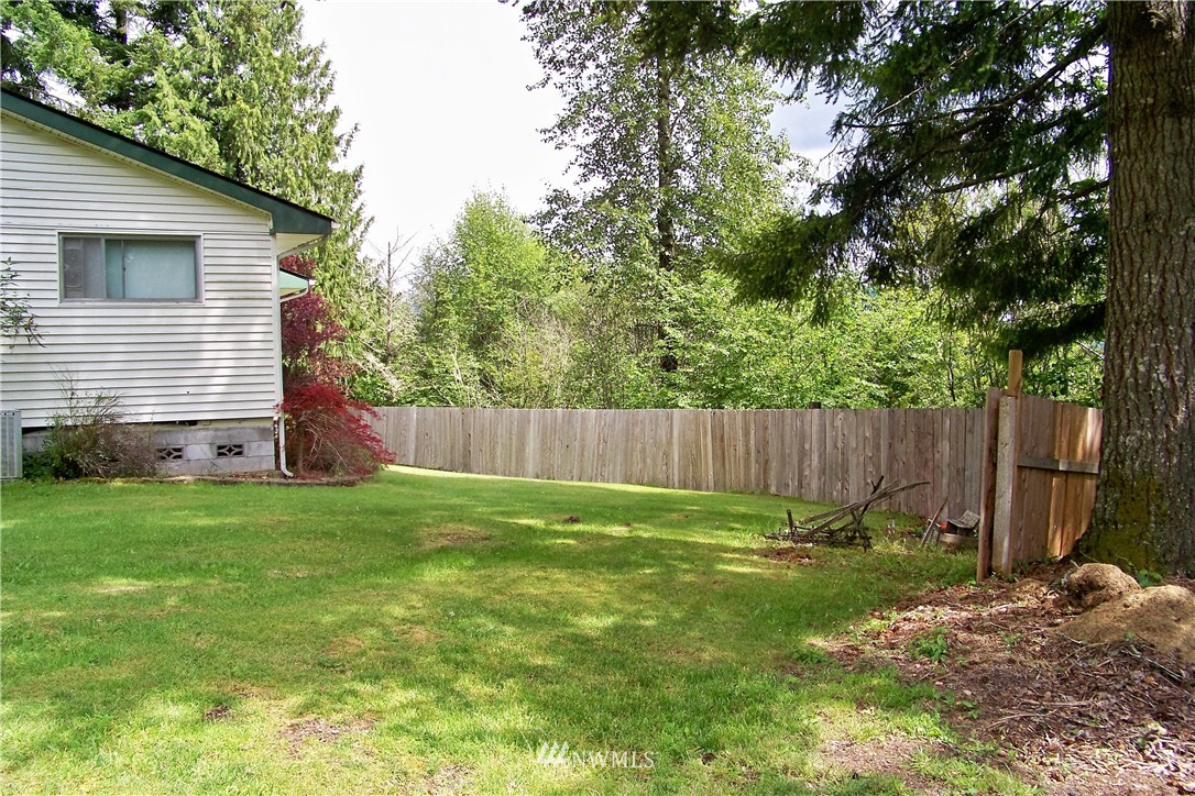 167 Boyd Road Randle, WA 98377 - Photo 5 of 23