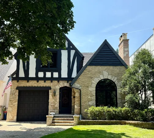 $849,900 | 5940 North Knox Avenue, Chicago, IL 60646