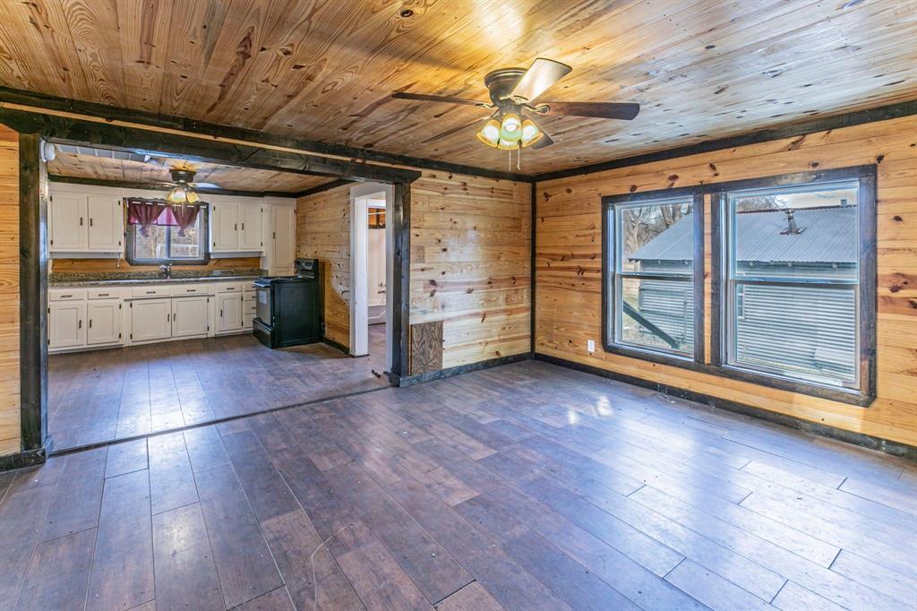 4606 Oak Grove Road Ennis, TX 75119 - Photo 3 of 20