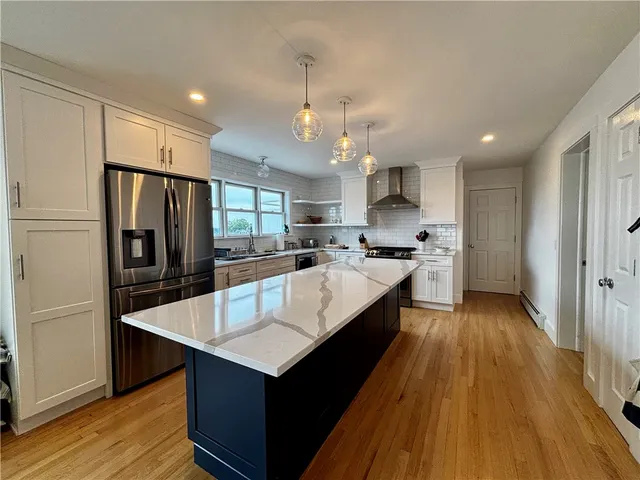 $8,000 | 433 Wolcott Avenue, Middletown, RI 02842