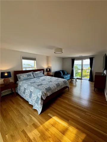 $8,000 | 433 Wolcott Avenue, Middletown, RI 02842