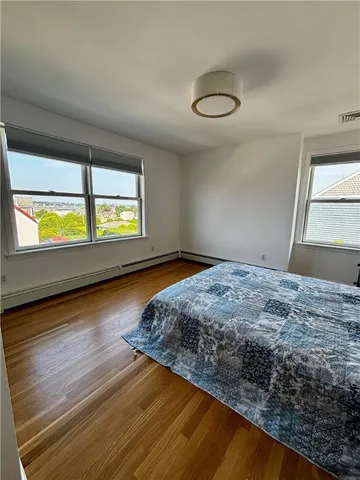 $8,000 | 433 Wolcott Avenue, Middletown, RI 02842