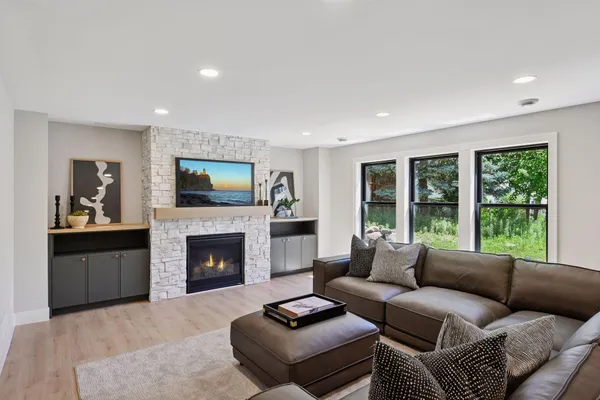 $1,699,900 | 5913 Abbott Avenue South, Edina, MN 55410