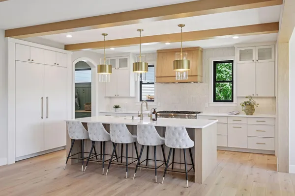 $1,699,900 | 5913 Abbott Avenue South, Edina, MN 55410