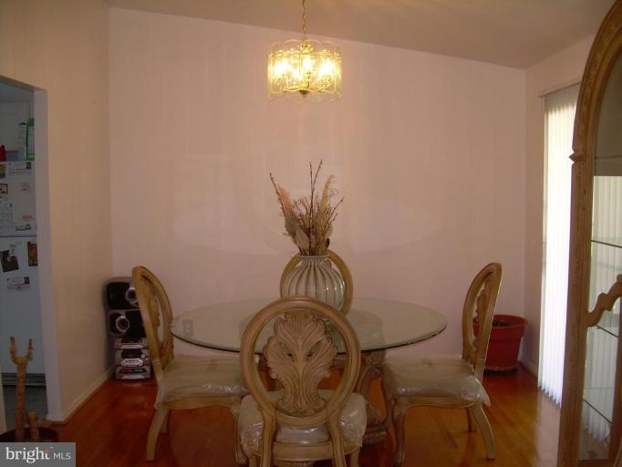 8200 Scotts Level Road Pikesville, MD 21208 - Photo 4 of 14 Dining Room