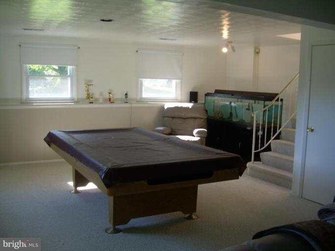 8200 Scotts Level Road Pikesville, MD 21208 - Photo 6 of 14 Family Room