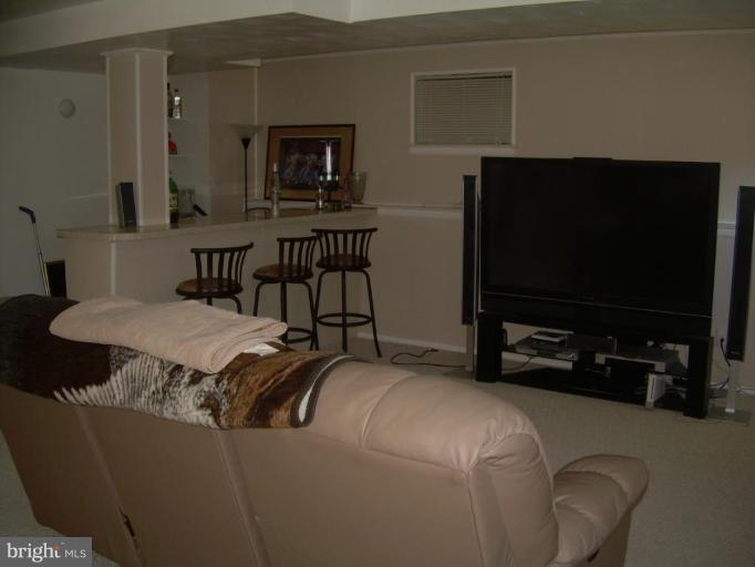 8200 Scotts Level Road Pikesville, MD 21208 - Photo 7 of 14 Family Room #2