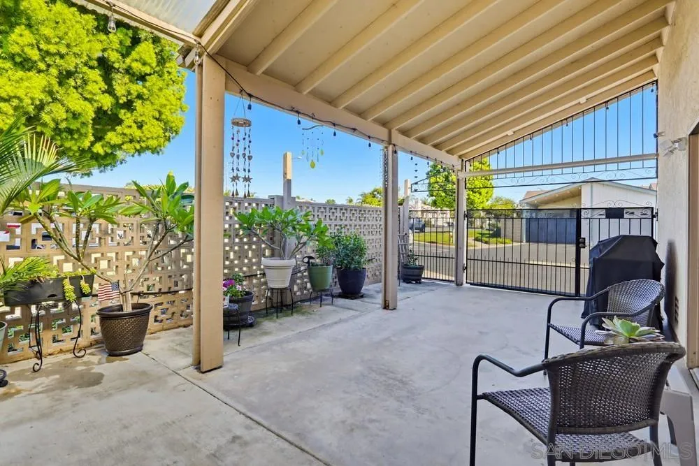 1029 Turnstone Way Oceanside, CA 92057 - Photo 23 of 32