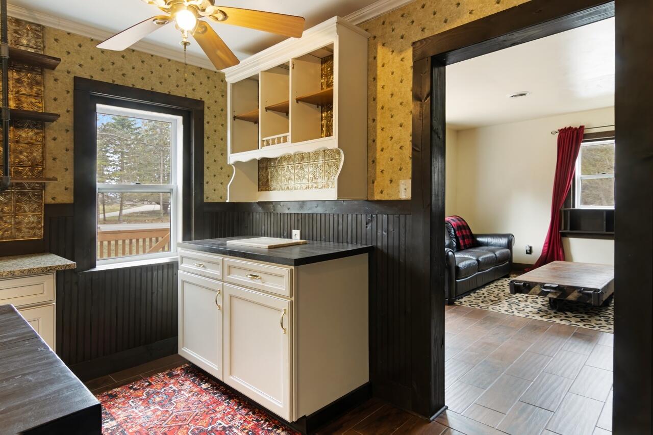 6485 Lakeshore Road Manistee, MI 49660 - Photo 21 of 58 19-Scene-17