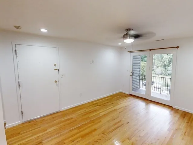 $2,150 | 189 Littleton Road, Unit 44, Chelmsford, MA 01824