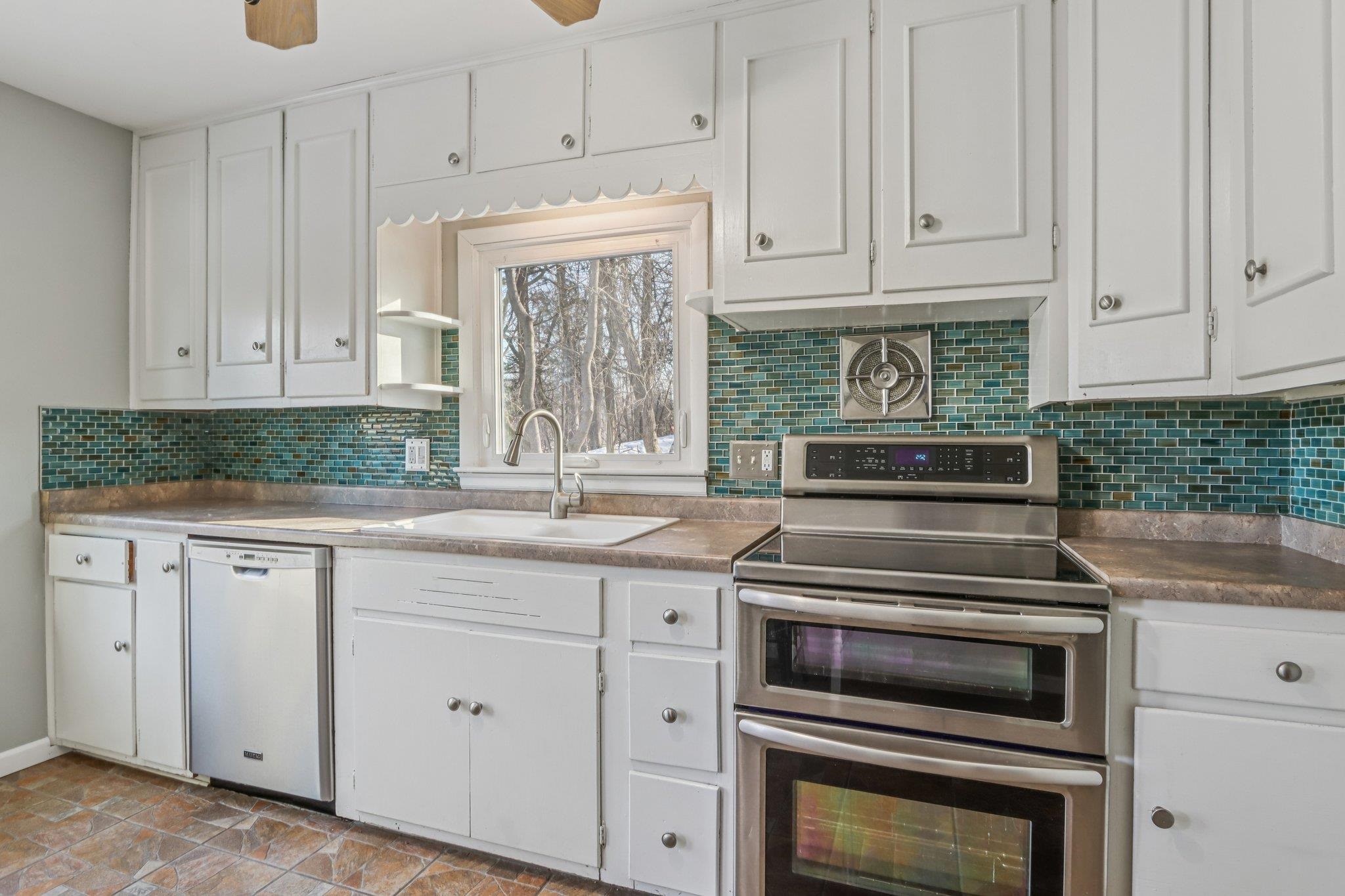 W7849 Shore Acres Road Lake Mills, WI 53551 - Photo 17 of 44