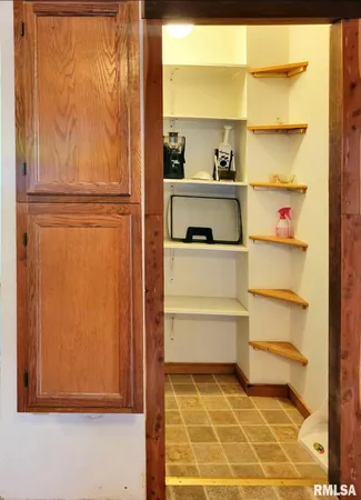 $69,900 | 13905 East County Road 1320 North, Havana, IL 62644