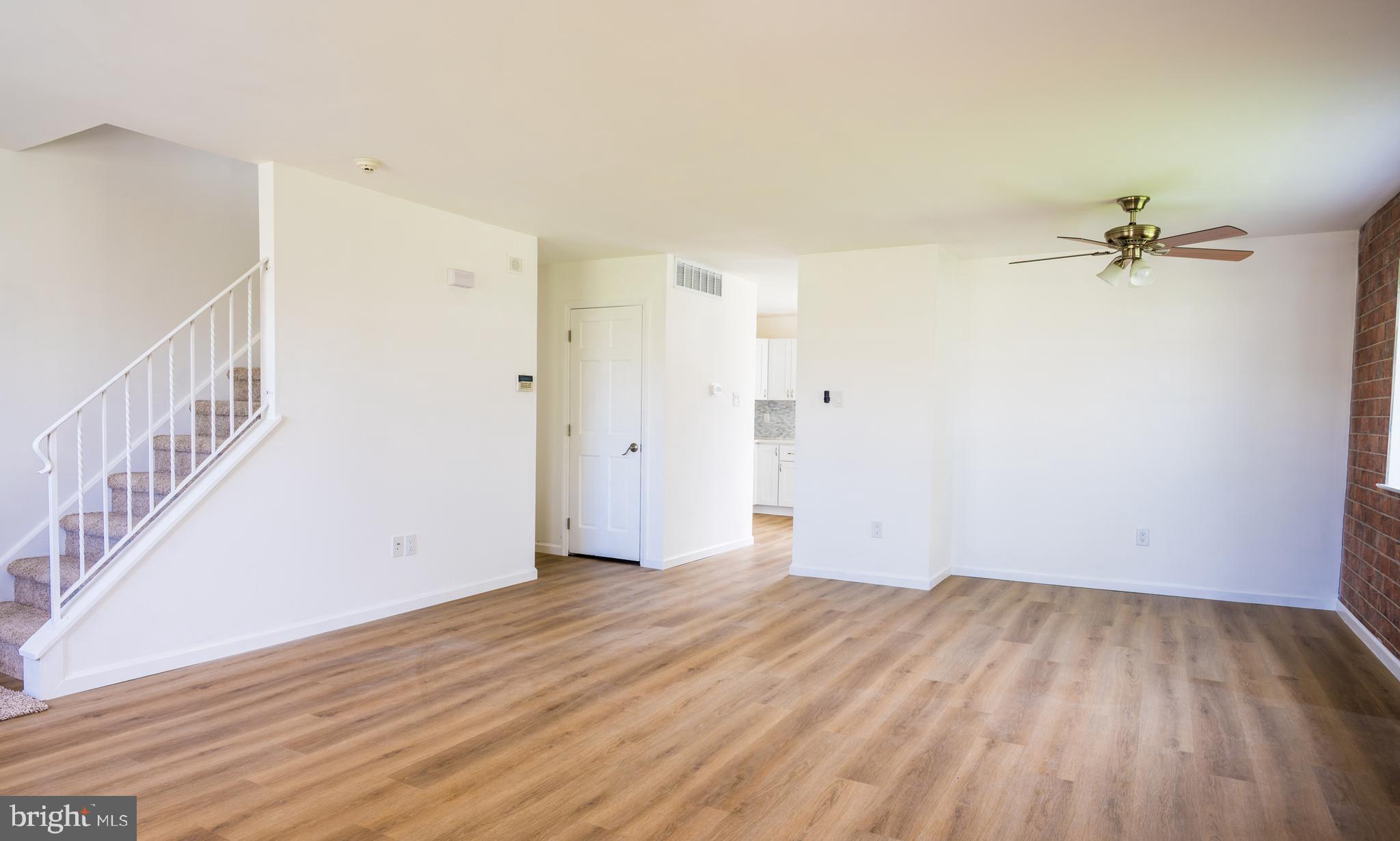 752 Slate Court Sewell, NJ 08080 - Photo 4 of 51