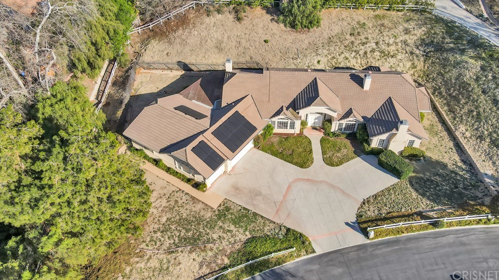 792 Gloucester Lane Thousand Oaks, CA 91362 - Photo 58 of 66 an aerial view of a house with swimming pool