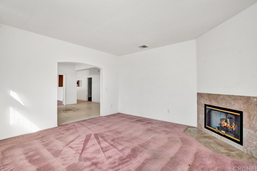 792 Gloucester Lane Thousand Oaks, CA 91362 - Photo 9 of 66