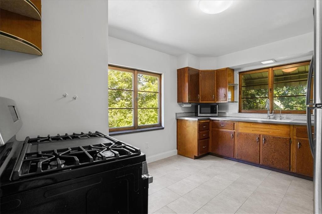312 Harbinson Road Beaver Falls, PA 15010 - Photo 12 of 20 Gallery Image 12