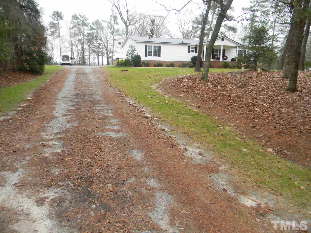 6289 Godwin Lake Road Dunn, NC 28334 - Photo 4 of 25