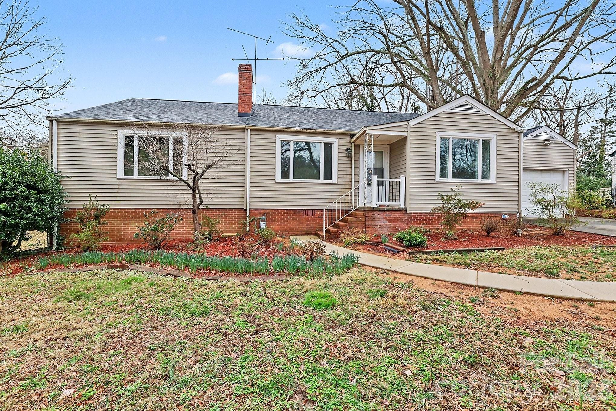 225 Valleyview Place Salisbury, NC 28144 - Photo 2 of 36